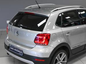 Volkswagen Cross Polo 1.6TDI Comfortline Urban Ice - Image 18