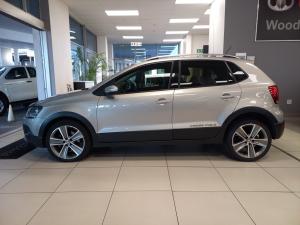 Volkswagen Cross Polo 1.6TDI Comfortline Urban Ice - Image 2
