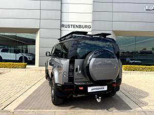 Land Rover Defender 110 D300 X - Image 7