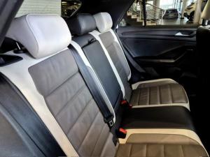 Volkswagen T-Roc 2.0TSI 140kW 4Motion R-Line - Image 15