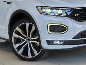 Volkswagen T-Roc 2.0TSI 140kW 4Motion R-Line - Image 9