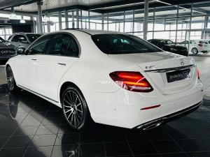 Mercedes-Benz E-Class E200 - Image 12