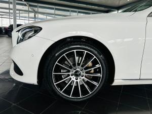 Mercedes-Benz E-Class E200 - Image 13