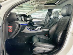 Mercedes-Benz E-Class E200 - Image 5