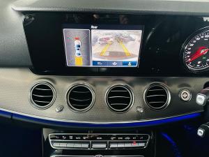 Mercedes-Benz E-Class E200 - Image 8