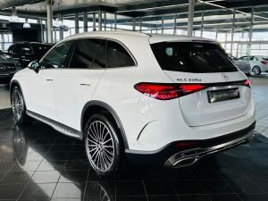 Mercedes-Benz GLC GLC220d 4Matic Avantgarde - Image 12