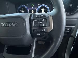Toyota Land Cruiser Prado 2.8GD VX-R - Image 10