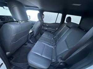 Toyota Land Cruiser Prado 2.8GD VX-R - Image 16