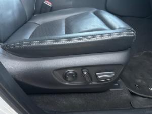 Toyota Land Cruiser Prado 2.8GD VX-R - Image 17