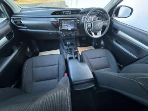 Toyota Hilux 2.4GD-6 double cab Raider auto - Image 6