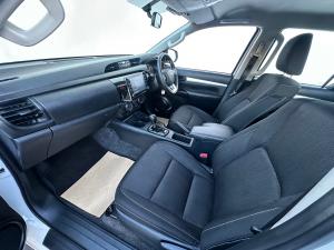 Toyota Hilux 2.4GD-6 double cab Raider auto - Image 7