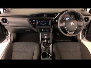 Toyota Corolla Quest 1.8 Plus manual - Image 6