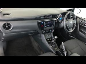 Toyota Corolla Quest 1.8 Plus manual - Image 7