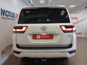 Toyota Land Cruiser 300 3.3D ZX - Image 5