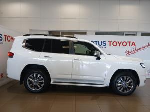 Toyota Land Cruiser 300 3.3D ZX - Image 3