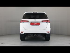 Toyota Fortuner 2.4GD-6 4x4 - Image 5