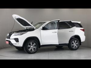Toyota Fortuner 2.4GD-6 4x4 - Image 12