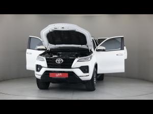 Toyota Fortuner 2.4GD-6 4x4 - Image 13