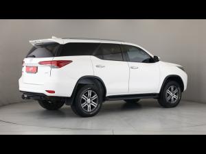 Toyota Fortuner 2.4GD-6 4x4 - Image 2