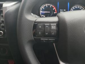 Toyota Fortuner 2.4GD-6 manual - Image 9