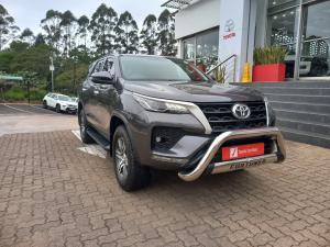 Toyota Fortuner 2.4GD-6 manual - Image 1