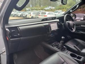 Toyota Hilux 2.8GD-6 double cab Legend manual - Image 7