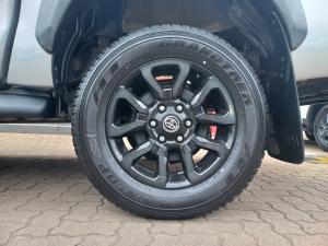 Toyota Hilux 2.8GD-6 double cab Legend manual - Image 15