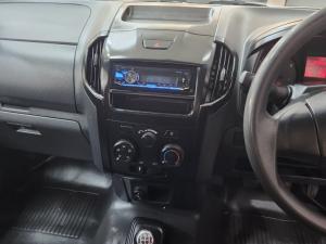 Isuzu D-MAX 250C Fleetside S/C - Image 10