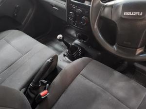 Isuzu D-MAX 250C Fleetside S/C - Image 11