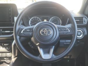 Toyota Urban Cruiser 1.5 XR automatic - Image 8