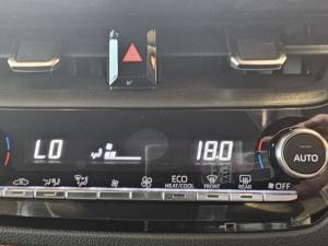 Toyota Corolla Cross 1.8 GR-S Hybrid - Image 17