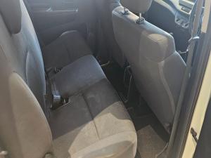 Suzuki Ertiga 1.5 GA - Image 11