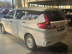 Suzuki Ertiga 1.5 GA - Image 9
