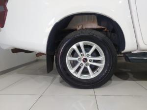Isuzu D-Max 1.9TD double cab LS 4x4 auto - Image 7