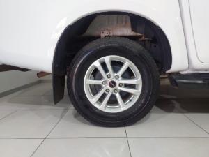 Isuzu D-Max 1.9TD double cab LS 4x4 auto - Image 8