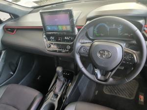 Toyota Corolla Cross 1.8 HEV GR-Sport - Image 7