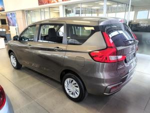 Toyota Rumion 1.5 SX manual - Image 3