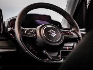 Suzuki Swift 1.2 GLX manual - Image 18