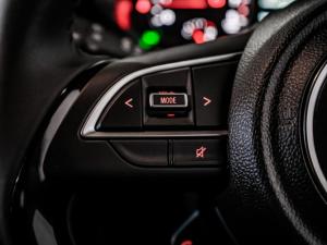 Suzuki Swift 1.2 GLX manual - Image 20