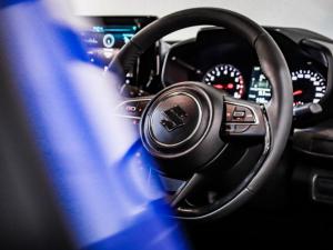 Suzuki Swift 1.2 GLX manual - Image 5