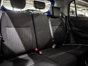 Suzuki Swift 1.2 GLX manual - Image 6