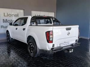 Nissan Navara 2.5DDTi double cab SE auto - Image 11
