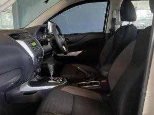 Nissan Navara 2.5DDTi double cab SE auto - Image 18