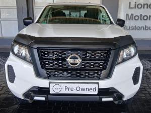 Nissan Navara 2.5DDTi double cab SE auto - Image 2