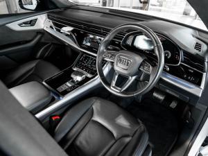 Audi Q8 45TDI quattro - Image 10