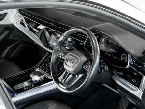 Audi Q8 45TDI quattro - Image 12