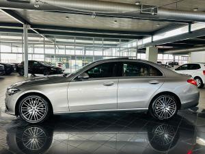 Mercedes-Benz C-Class C220d Avantgarde - Image 12