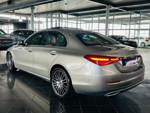 Mercedes-Benz C-Class C220d Avantgarde - Image 2