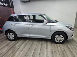 Suzuki Swift 1.2 GL - Image 10