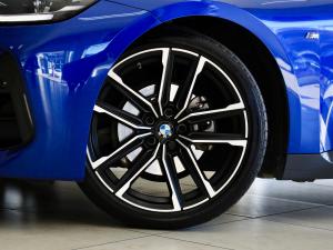BMW 2 Series 220i coupe M Sport - Image 2